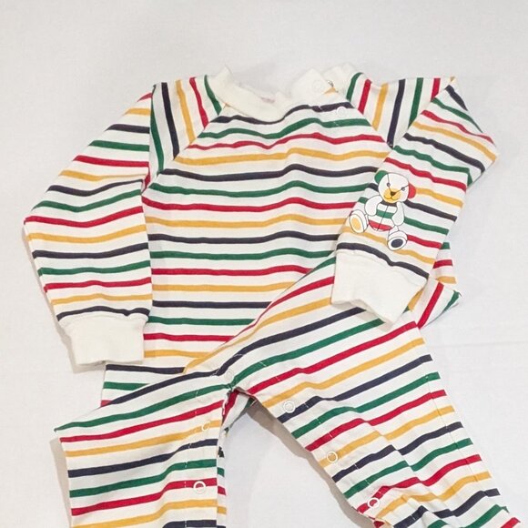 HBC "Stripes" Baby Sleeper/Onesie Size 6-12 Months - Pre Owned - Picture 1 of 4